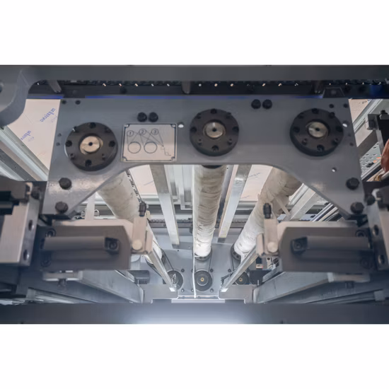 Machinery Automatische Heißfolienpräge-Stanzmaschine für Buchumschläge, Markendesigns, Werbung und Kunststoffprodukte